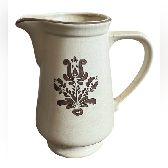 Pfaltzgraff village ceramic pitcher 2 quart 2 liter discontinued - Picture 2 of 8